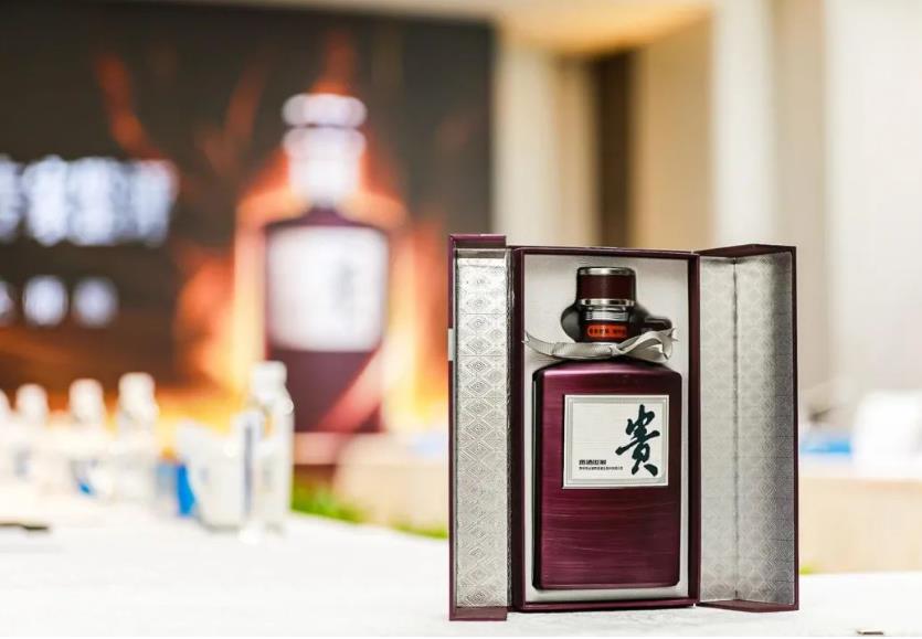 洋河“贵酒世家”荣获“2022德国红点奖”-酒展网 www.jiuzhan.com
